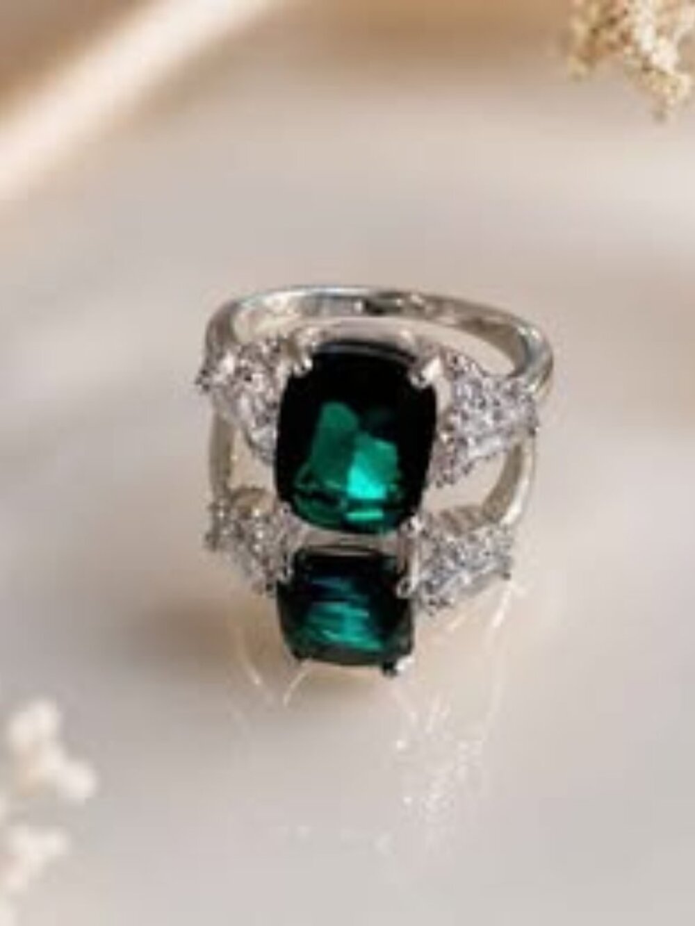 NEW! Silver Plated Emerald Ring **sz 6**